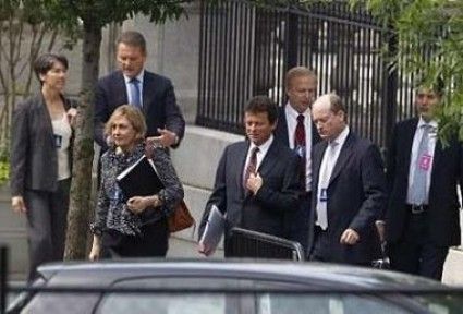 1020-tony-hayward-going bp-tony-hayward barack obama