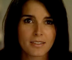angie_harmon