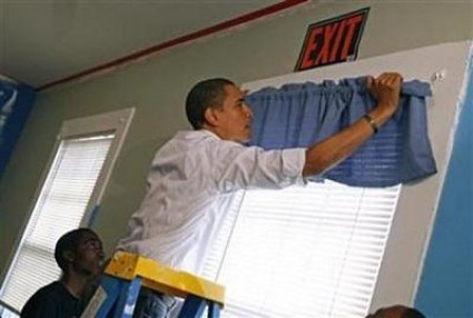 effeminate-obama-curtains