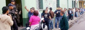 honduras-election Muy bien, compadres! Honduran voters lined up to vote for the conservative candidate.