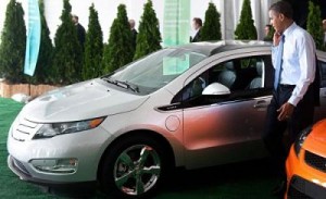 Orders from Obama: 100% of federal vehicles must be green by 2015. All except his, that is.