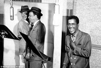 sammy-davis-jr-laughing-4