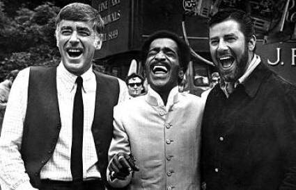 sammy-davis-jr-laughing-5